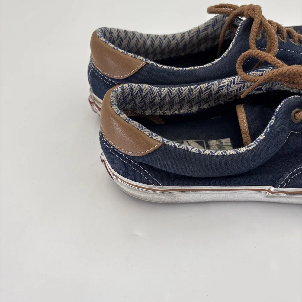 Vans Men's Size 11 Navy Canvas Boat Shoes Leather Trim Rope Laces Sneakers